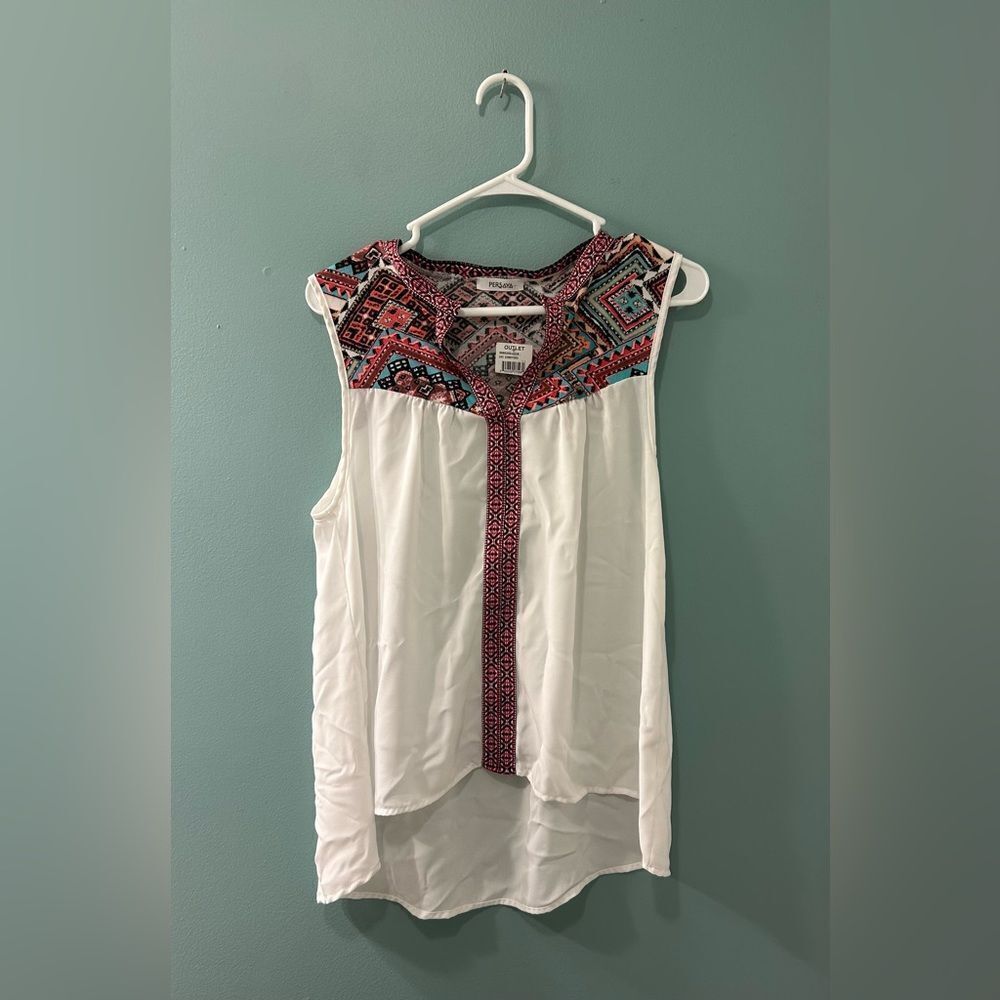 NWT … PERSAYA “Size: M” Sleeveless Top with Multicolor Embroidery